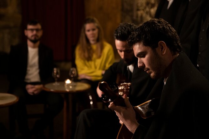 1-hour Intimate Fado Concert in a Typical Venue - Value in plain terms: is $16.40 worth it?