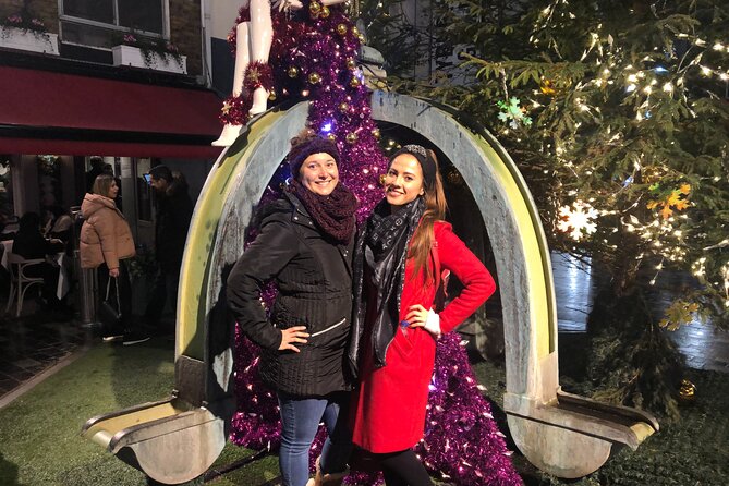 A Fairytale Christmas Day with Food and Christmas Concert - Covent Garden’s tree and mistletoe: the perfect mid-tour reset