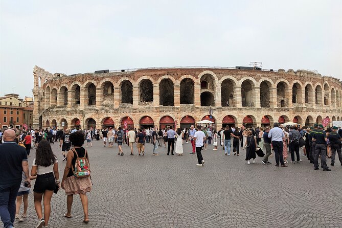 Arena di Verona Opera - Ticket + 1h City guided walking tour - Key things to know before you go