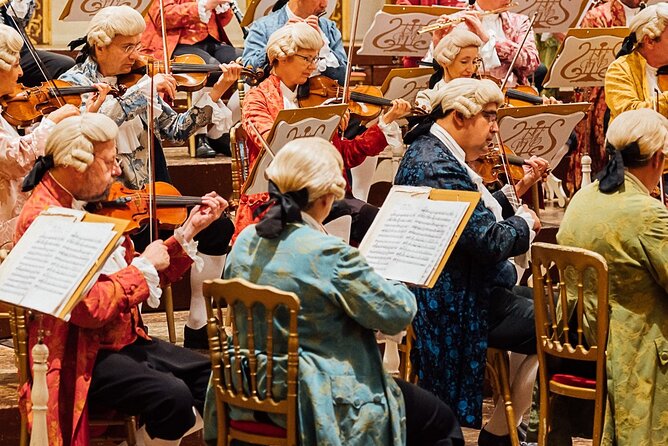 Austrian Delights: 3-course Austrian Dinner and Concert at Musikverein Vienna - Dress code and concert comfort: the small rules that change everything