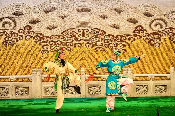 Beijing Liyuan Theater Peking Opera Ticket Booking - Upstairs vs downstairs tickets: snack expectations and comfort choices