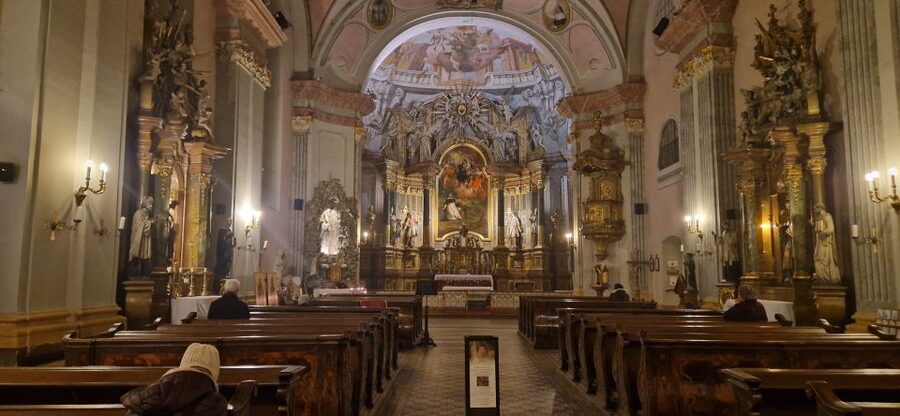 Budapest: Classical Music Concert in St. Michael's Church - Why St. Michael’s Church makes the music sound better