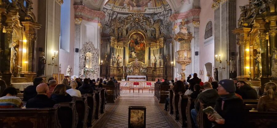 Budapest: Classical Music Concert in St. Michael's Church - Should you book this classical concert in Budapest?