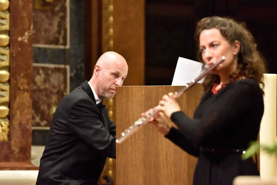 Budapest: Organ Concert in St. Stephen's Basilica - The program walkthrough: Mozart fantasy, Verdi prayer, and Bach’s big organ ending