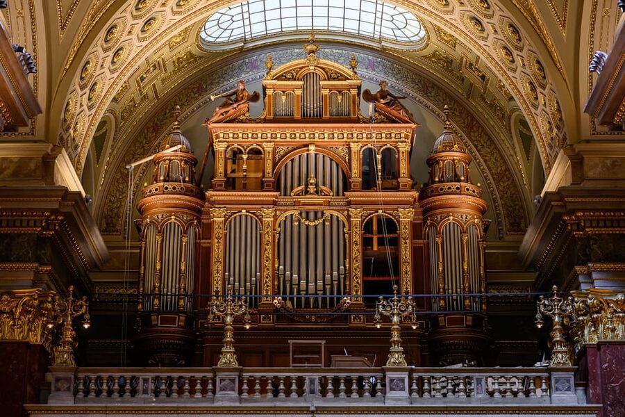 Budapest: St.Stephen's Basilica Grand Organ Concert Tickets - What you’ll hear: the two 20-minute set lists