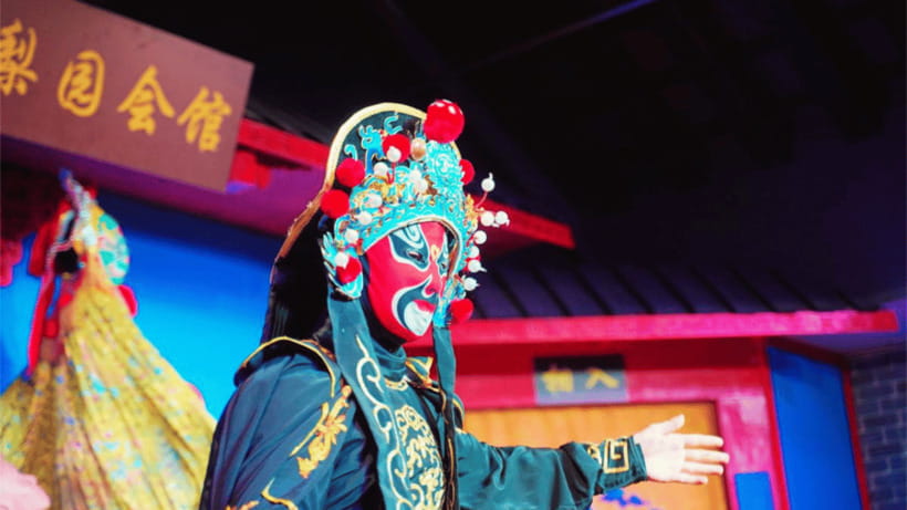 Chengdu: Liyuan Theater Sichuan Opera Face-Changing Show - Who should book this show