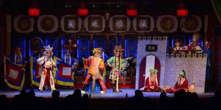 Chengdu: Sichuan Opera Shu Feng Yan Yun Evening Show Ticket - Getting There and Communication: Pickup, Language, and Ticket Handling
