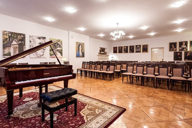 Chopin Piano Concert at Chopin Gallery with a Glass of Wine - After the concert: an easy night walk in Krakow Old Town