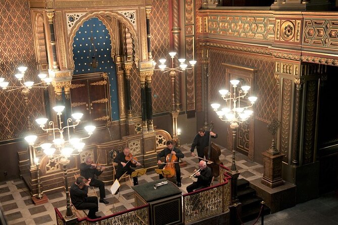 Classical Concert in Spanish Synagogue - The Spanish Synagogue setting: why the building changes the sound