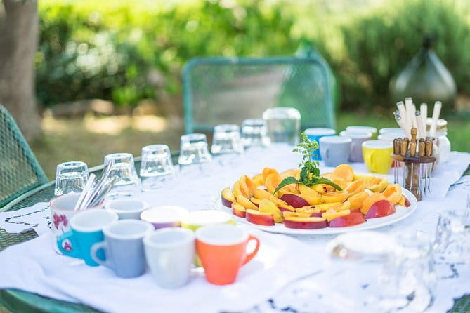 Cooking, Dinner & Live Opera in the countryside - The garden and vineyard walk: ingredients with a backstory