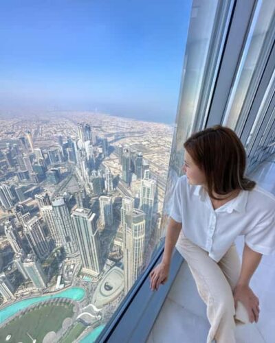Dubai: Burj Khalifa Level 124, 125 with Dubai Opera Tour - Your view plan: telescopes, multimedia, and better photos
