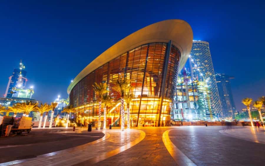 Dubai: Walking, Architecture and History Tour of Dubai Opera - Why Dubai Opera’s Architecture Is Built for a Walking Tour