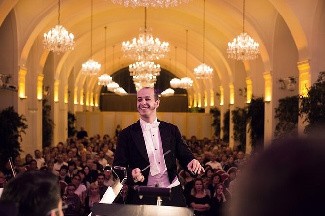 Exclusive Evening at Schönbrunn Palace: After-Hours Audiotour, Dinner, Concert - Your audio tour route through Habsburg rooms (west wing to guest apartments)