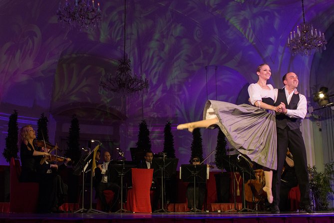 Exclusive Evening at Schönbrunn Palace: After-Hours Audiotour, Dinner, Concert - Dinner near the Palace: included convenience, mixed quality expectations