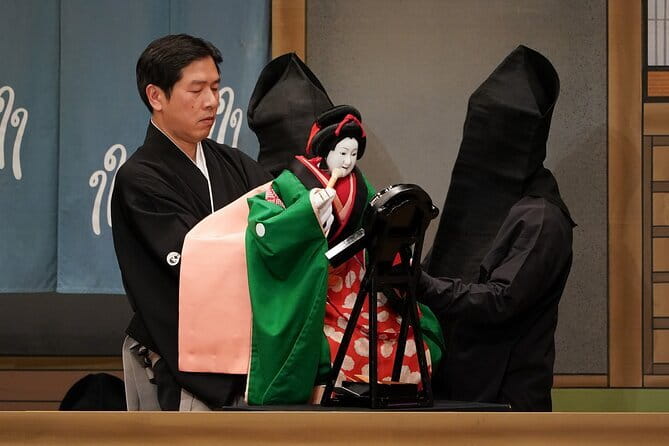 Experience the Asakusa Kabuki Opera Show! - English Subtitles and Live Translation: How to Follow the Plot