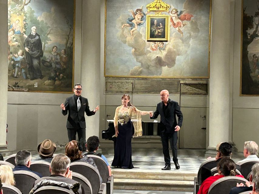 Florence: Italian Opera - Where the music happens: Santo Stefano by Ponte Vecchio