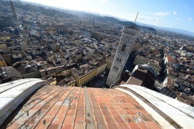 Florence Opera Duomo Complex: a full guided experience! - Stop 1: Piazza del Duomo orientation in the main square
