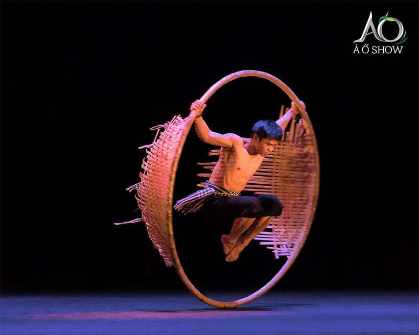 Ho Chi Minh: A O Show Bamboo Circus at Saigon Opera House - Should you book this show in Ho Chi Minh City?