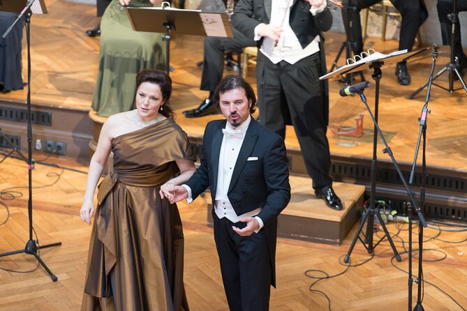 Konzerte der Wiener Royal Orchester - Stop 1 at Haus der Industrie: What the Venue Does to the Show