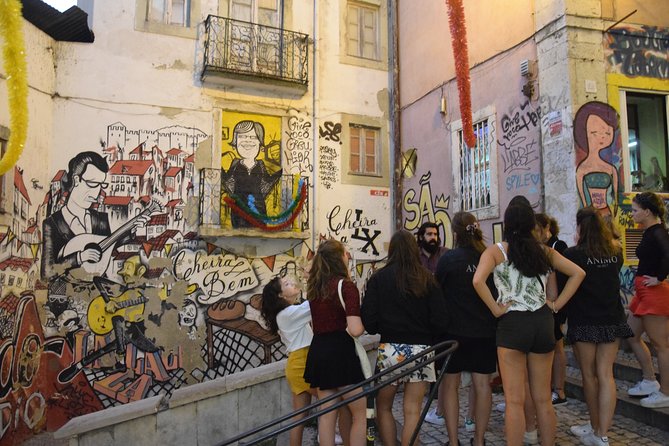 Lisbon Fado Experience: Walking Tour, Dinner and Live Music Show - The walk is the workout: what to expect physically