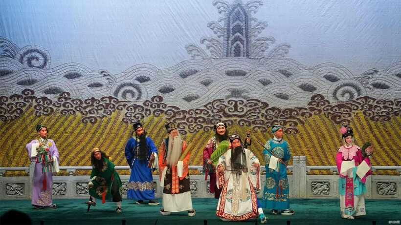Liyuan Theater Beijing Opera Show Tickets - The 19:30 show plan: what happens before the curtain