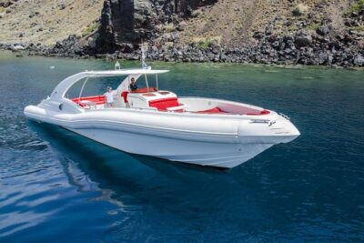 Luxury Opera 60 Whale & Dolphin Watching Experience - Whale and dolphin spotting off Playa de las Américas: what you’re really chasing