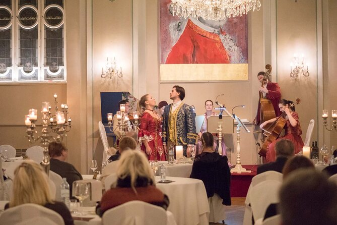 Mozart Dinner Concert in Salzburg - Mozart Dinner Concert in 3 hours: what your evening feels like