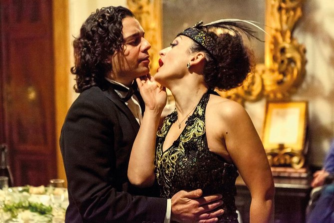 Musica a Palazzo 'Traveling Opera' Performance in Venice - What your 2.5-hour night looks like (without getting lost)