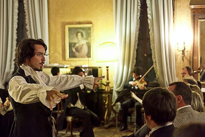 Musica a Palazzo 'Traveling Opera' Performance in Venice - Arrival tips: mobile ticket, directions, and getting the card done