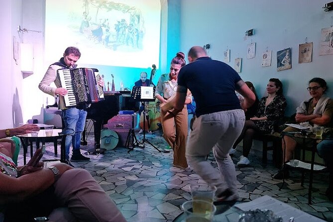 Naples Folklore: A Unique Concert of Traditional Neapolitan Music - Getting to the Concert Area Near M.A.N.N.