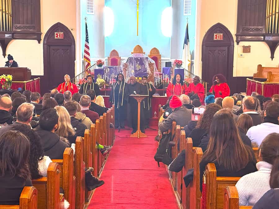New York City: Harlem Gospel Live Music Concert - Key Things You’ll Notice Right Away