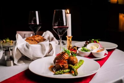 Nuit des Lumières - The Candlelight Dinner Concert in Vienna - The music program: three acts that move from classical to pop