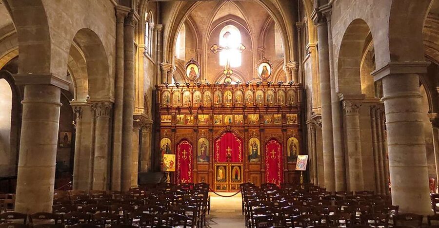 Paris: Classical Music Concert in Saint-Julien-le-Pauvre - What the 65 minutes feels like (and what to watch for)