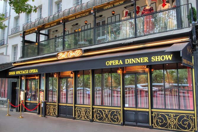 Paris Dinner Show Opera Bel Canto - Dinner first: how the meal shapes the evening
