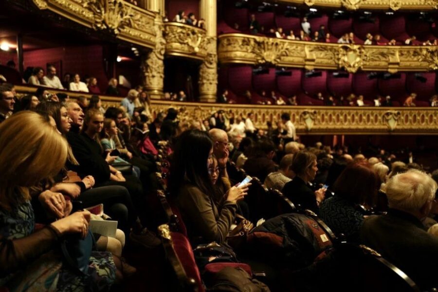 Paris: Opera Garnier and Seine River Cruise Tickets - The 1-hour Seine cruise: what you’ll see from the water