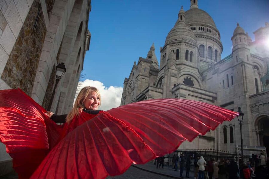 Paris: Opera Singer Guide in Montmartre - Why an Opera Voice Makes Montmartre Feel Real