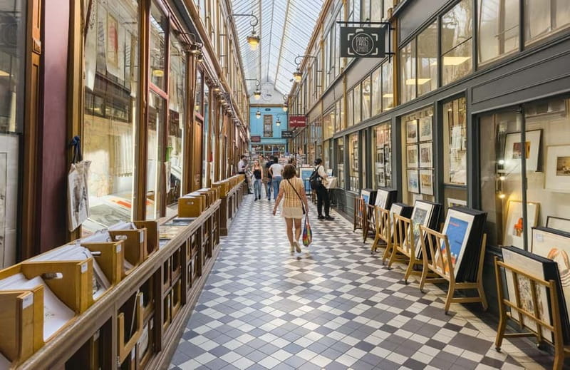 Paris Walk: Opera to Montmartre with Pastry & Chocolate - Place du Tertre and Sacré-Cœur: the views, the artists, and the final climb