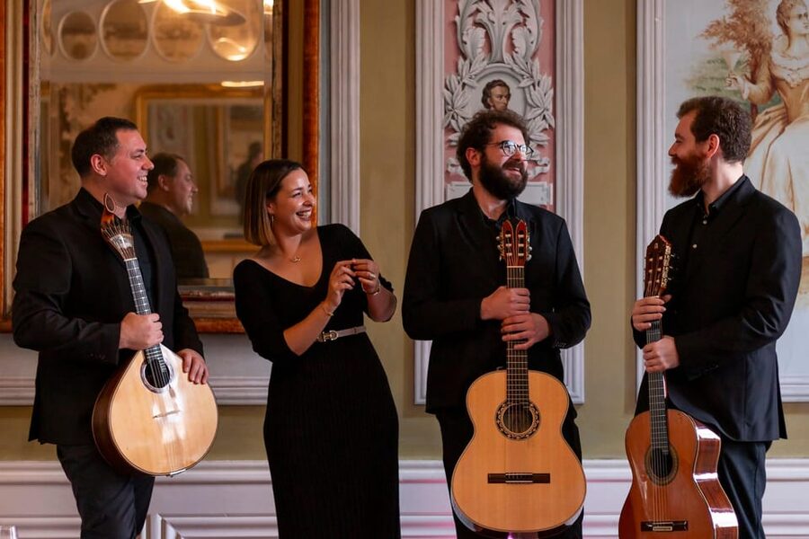 Porto: Fado Concert in Porto's Most Beautiful House - The One-Hour Show: What You’ll Experience From Welcome to Final Note