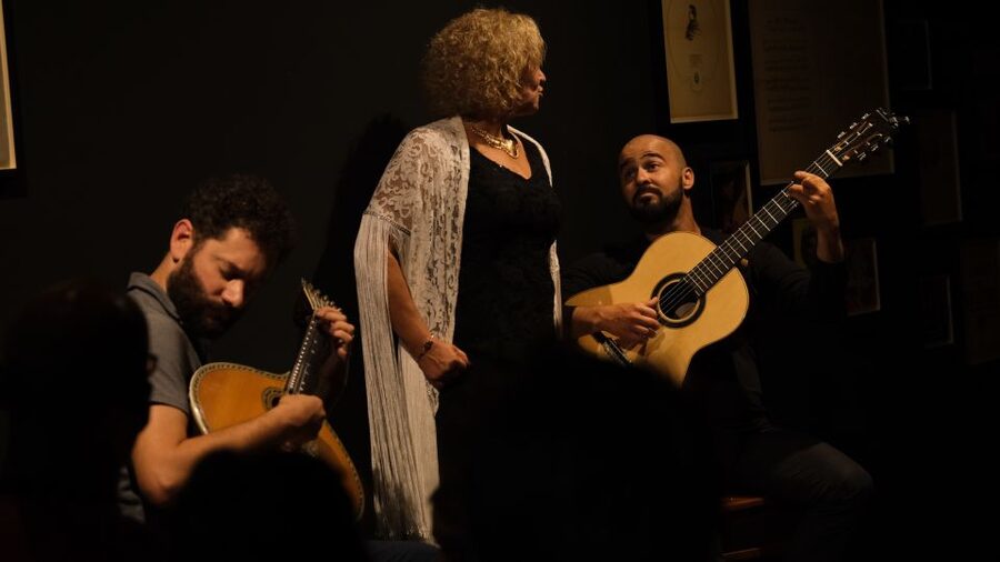 Porto: The highest-rated traditional fado concert (downtown) - Should You Book Ideal Clube de Fado in Porto?
