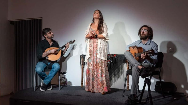 Porto: What is Fado? Commented Live Concert with Port Wine - Who Should Book This (and Who Might Want a Longer Concert)