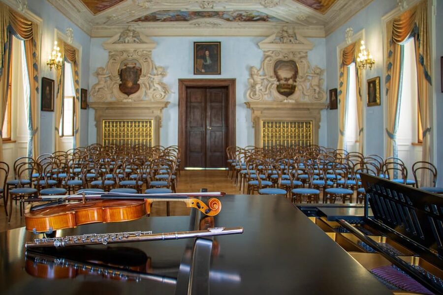 Prague Castle: Midday Classical Concert at Lobkowicz Palace - Who this concert suits best (and who should think twice)