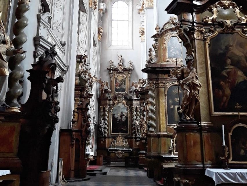 Prague: Classical Concert at St. Giles' Church - Choosing seats in St. Giles: how to hear better and see more