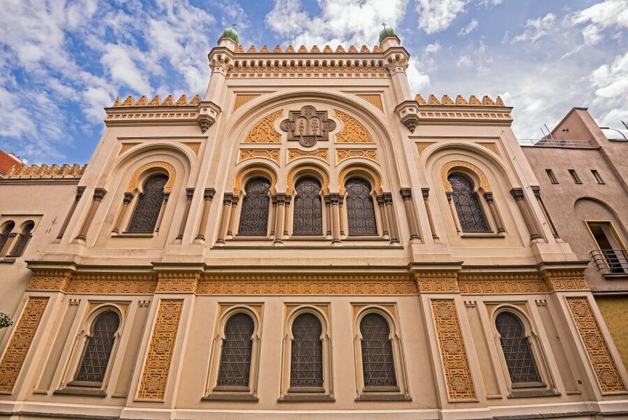 Prague: Classical Concert in the Spanish Synagogue - Why the Spanish Synagogue Sounds Better Than Most Prague Churches