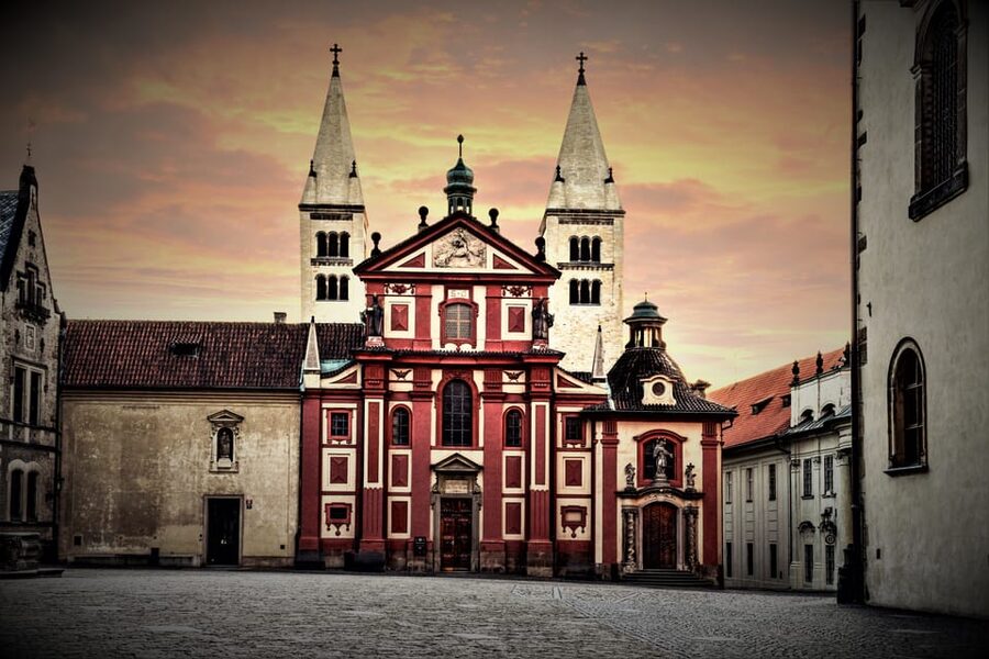 Prague: Klementinum Mirror Chapel Classical Music Concert - Who This Concert Fits Best (and who should pass)