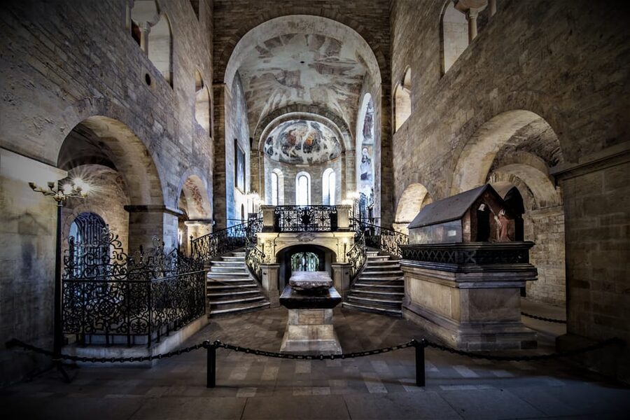 Prague: Klementinum Mirror Chapel Classical Music Concert - Should You Book the Klementinum Mirror Chapel Classical Music Concert?