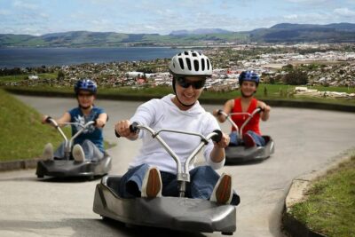Private Shore Excursion Rotorua/ Tauranga Maori culture, Geyser & concert - Port pickup and air-conditioned minivan logistics that save your energy