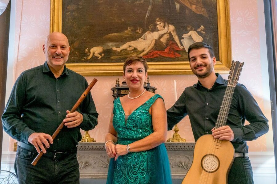 Rome: New Year's Concert at Palazzo Doria Pamphilj with Tour - Meeting logistics that actually help on a holiday night