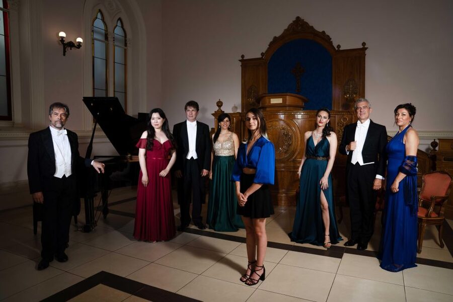 Rome: "Opera's Greatest Hits" Opera Concert with Aperitif - How the spoken stories help beginners (and where they can trip you up)