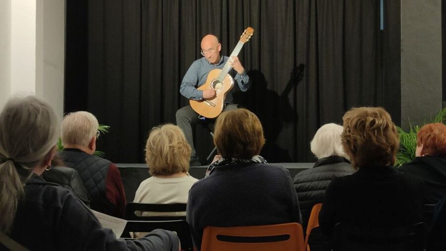 Ronda: Spanish - Classical & Flamenco - Guitar Concert - Ronda Guitar House: why this venue makes the music land