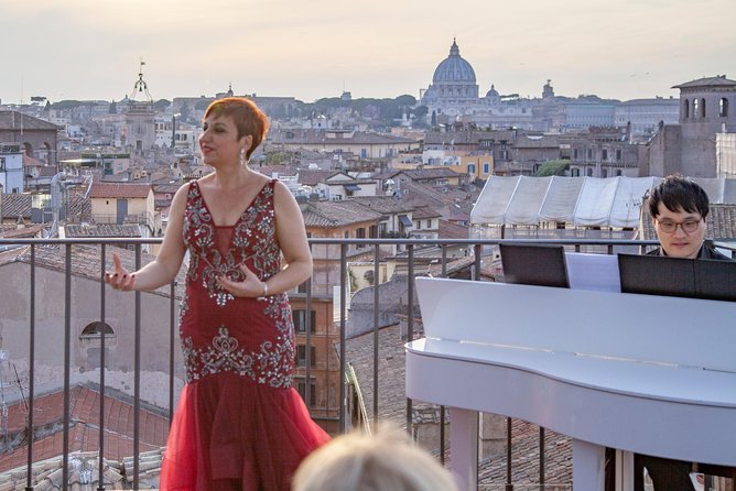 Rooftop Bar Opera Show: The Great Beauty of Rome - Rooftop Opera on the La Grande Bellezza Terrace: the view does half the work
